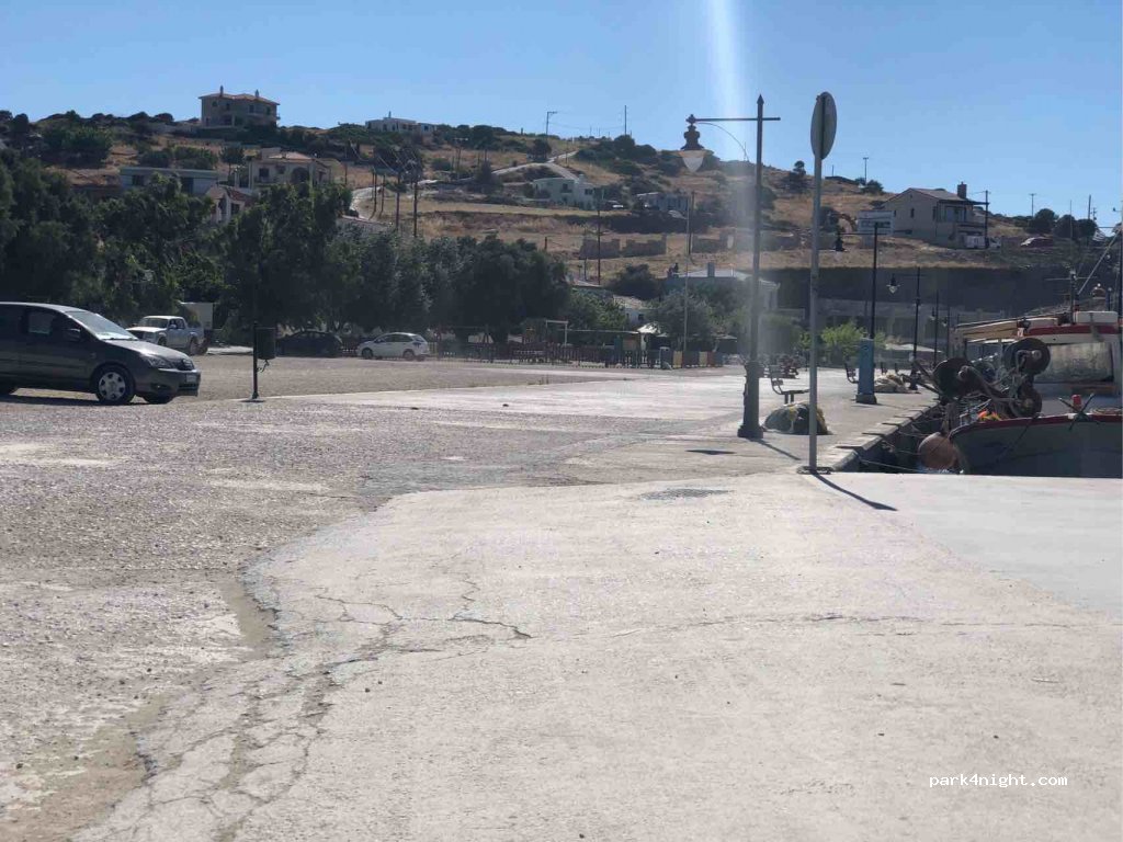 () Agii Apostoli - Unnamed Road — foto 3