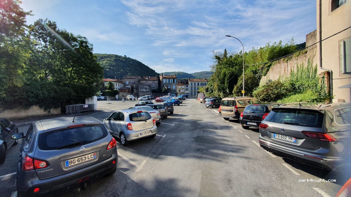 (81200) Mazamet - Blvd du 8 mai — foto