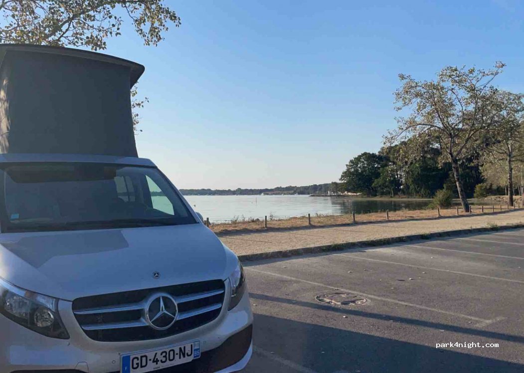 (56000) Vannes - 3 Allée des Frères Cadoret — foto 2