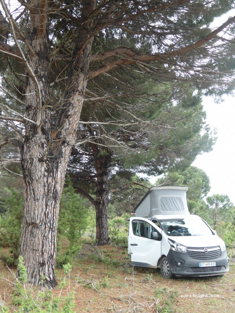 () Vjosë-Nartë - Unnamed Road — foto