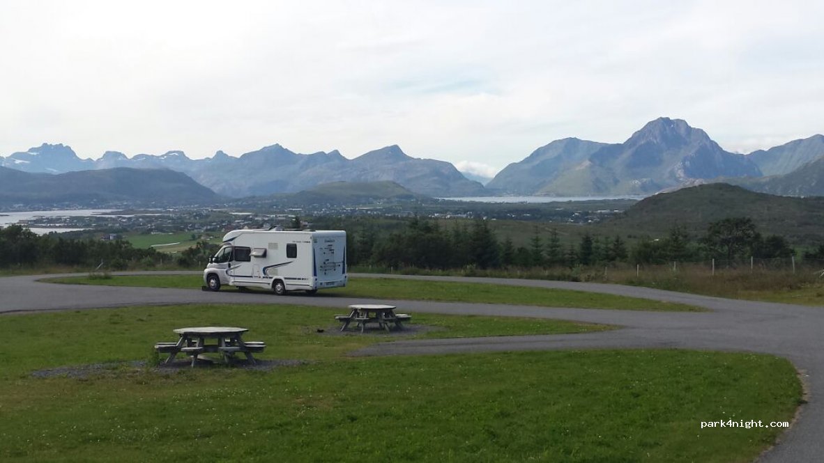 (8370) Leknes - Hagskarveien — foto