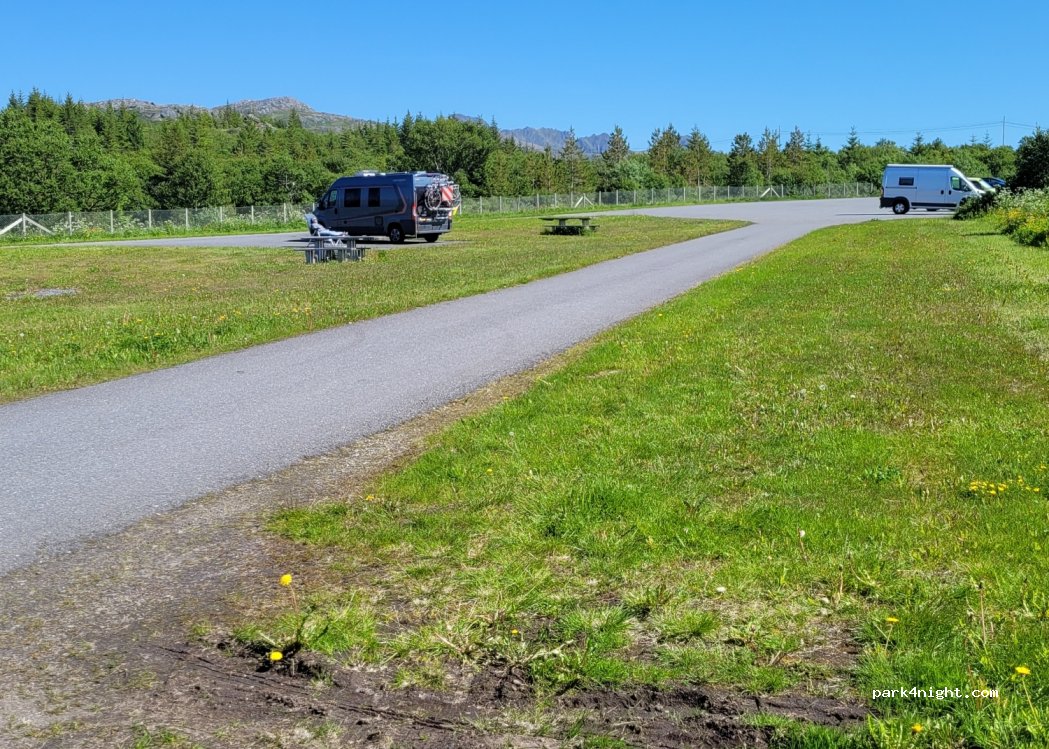 (8370) Leknes - Hagskarveien — foto 2