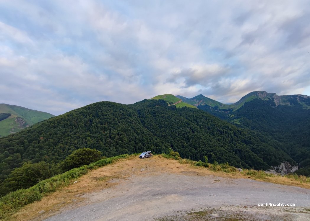 (64560) Larrau - Unnamed Road — foto 5