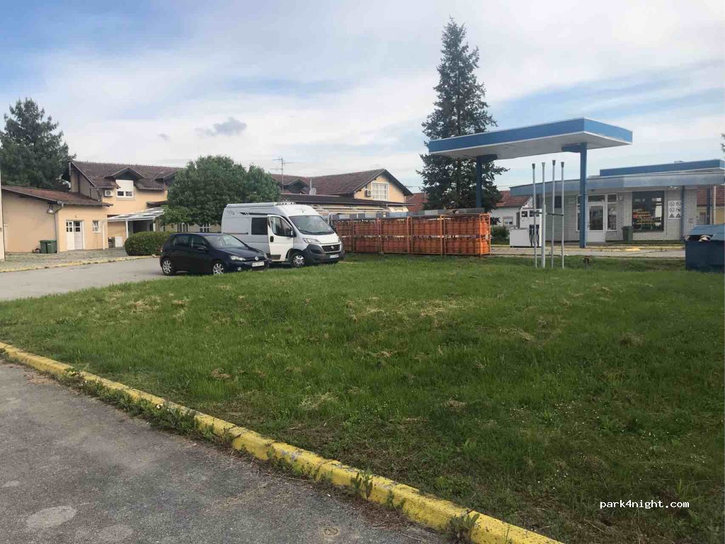 (35212) Selna - Unnamed Road — foto 2