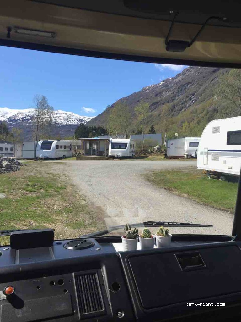 (5760) Røldal - 24 Kyrkjevegen — foto