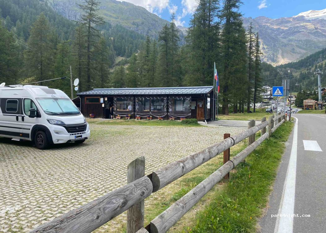 (11020) Gressoney la Trinité - SR 44 — foto 2