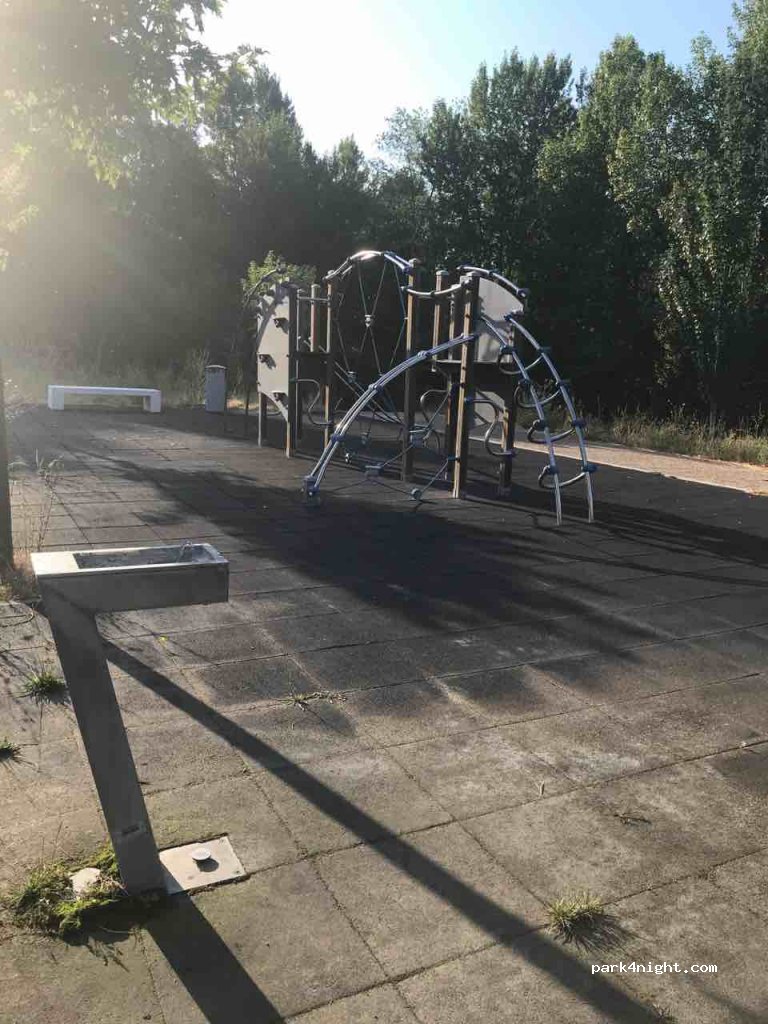 (22340) Boltaña - 84 N-260 — foto 2