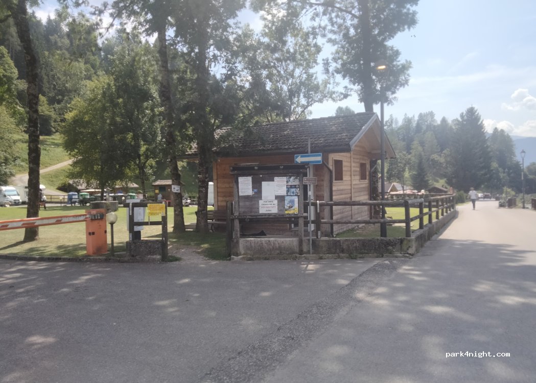 Area Sosta Camper Tonadico — foto 5