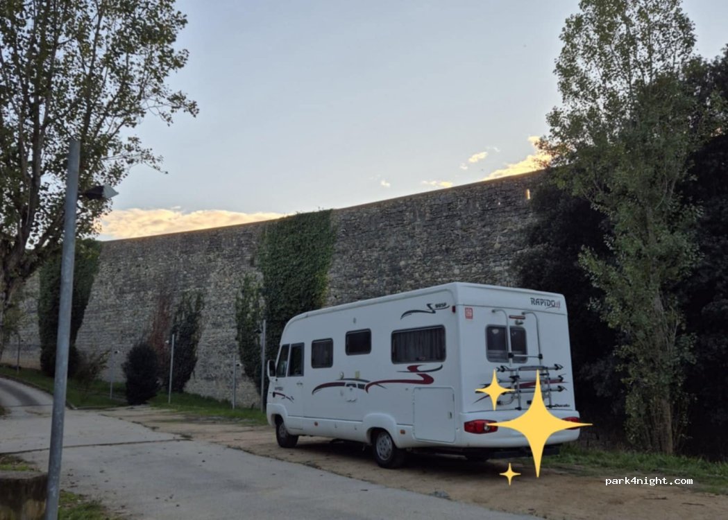 (17004) Girona - 9 Carrer de la Muralla — foto 5