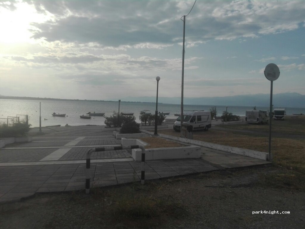 (350 08) Kamena Vourla - 8 Agiou Panteleimonos — foto