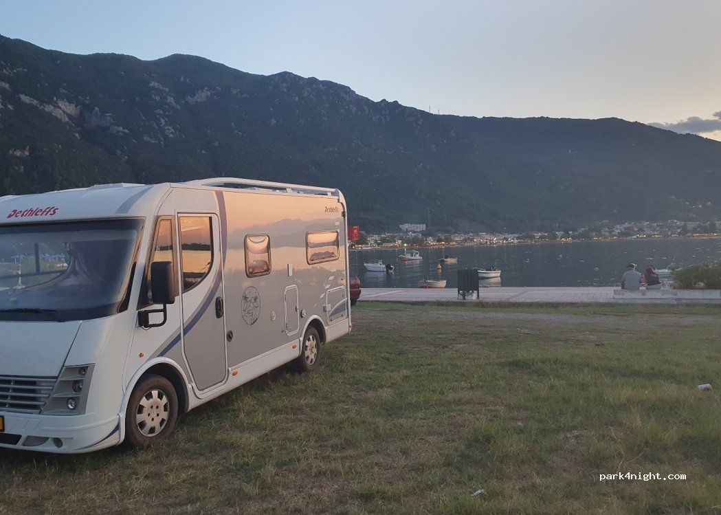 (350 08) Kamena Vourla - 8 Agiou Panteleimonos — foto 4