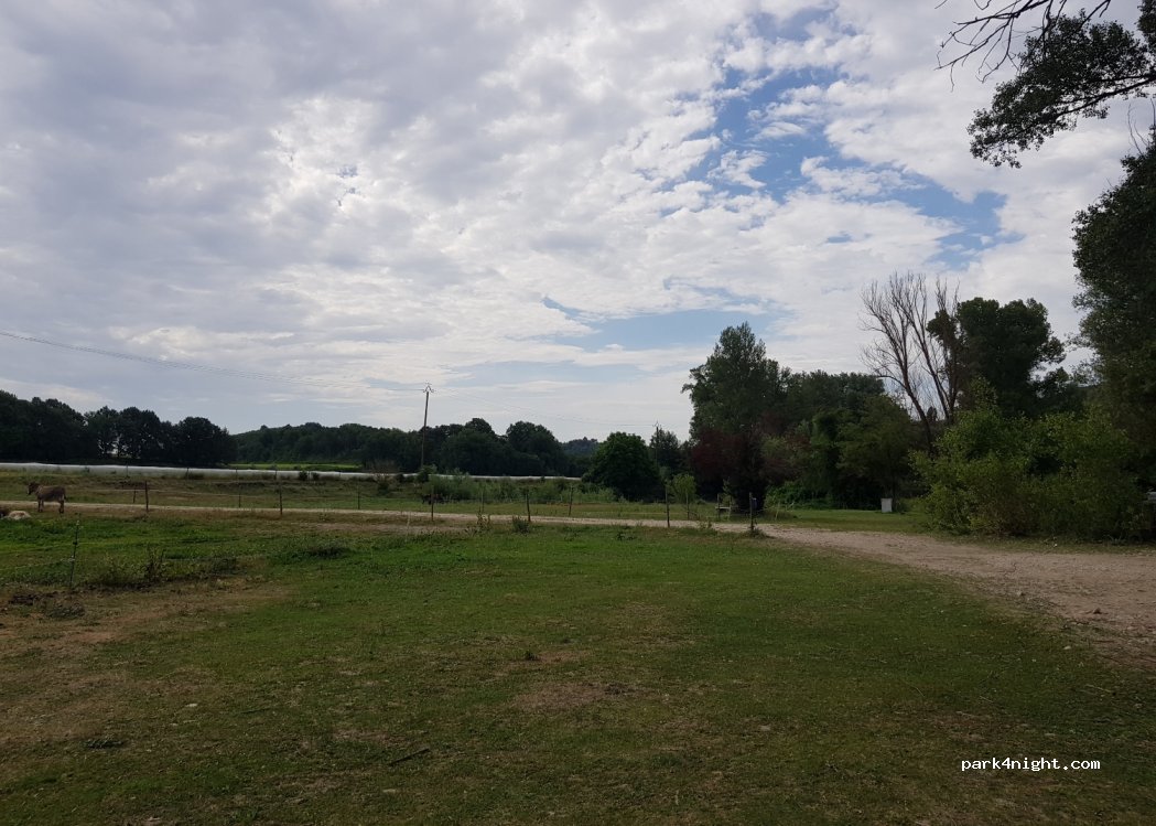 Ferme Equestre Et Gîte Rural Les Coccinelles — foto 3