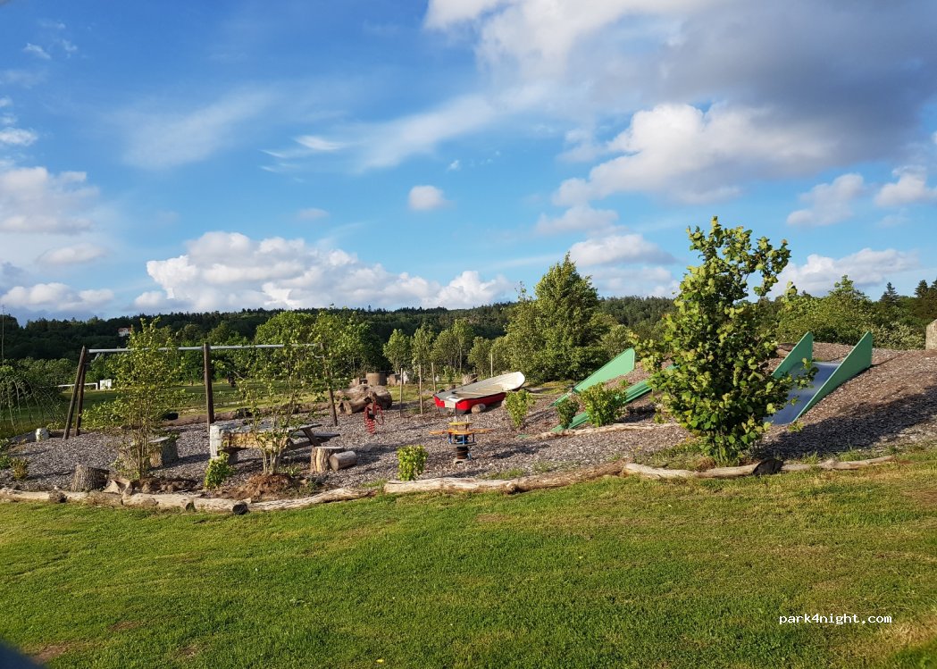 Brålands Gårds Tältplats / Tent Area — foto 4
