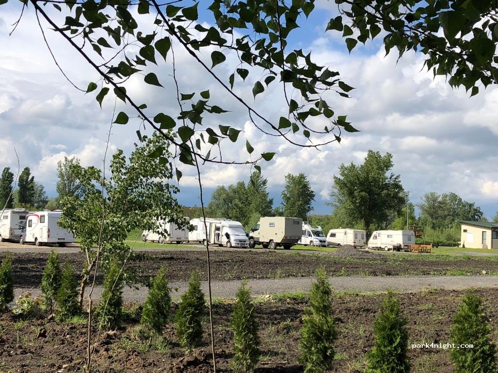 Camping Bucuresti Belvedere — foto