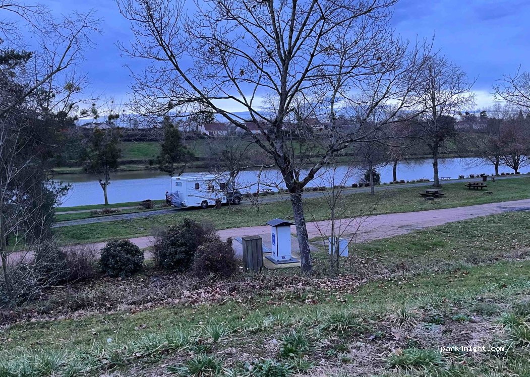 (03340) Saint-Gérand-de-Vaux - Les Gaillards — foto 2