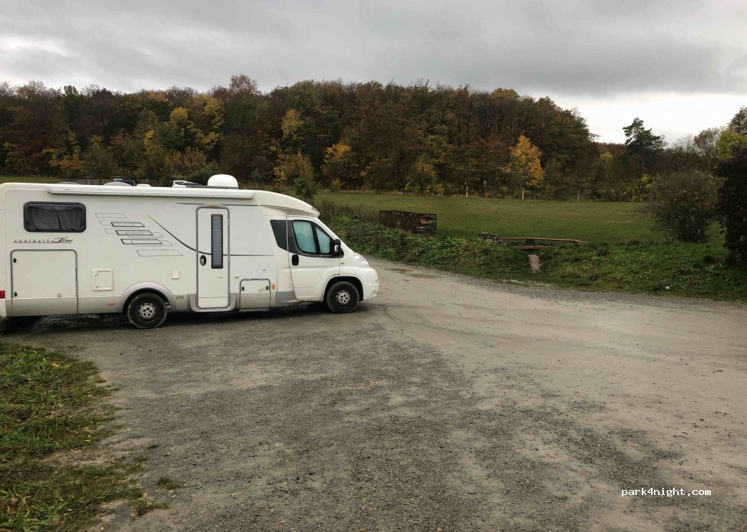 Parkplatz am Steinkreuz — foto 3