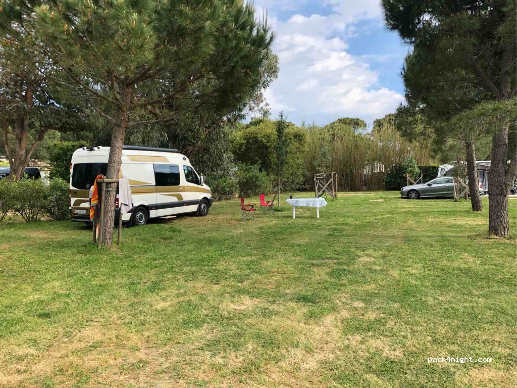 Camping Les Eucalyptus — foto