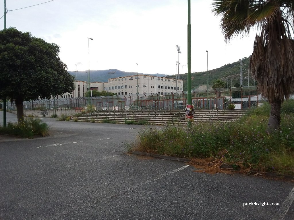 (98125) Messina - Unnamed Road — foto