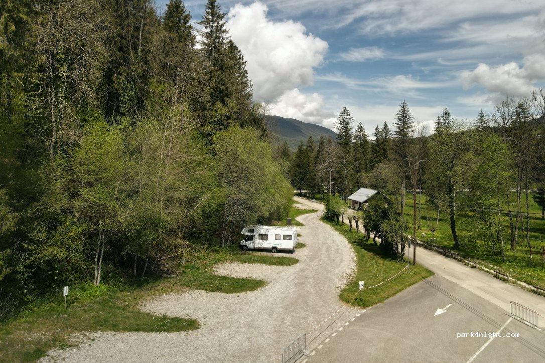 Aire de camping-car Les Iles du Chéran — foto