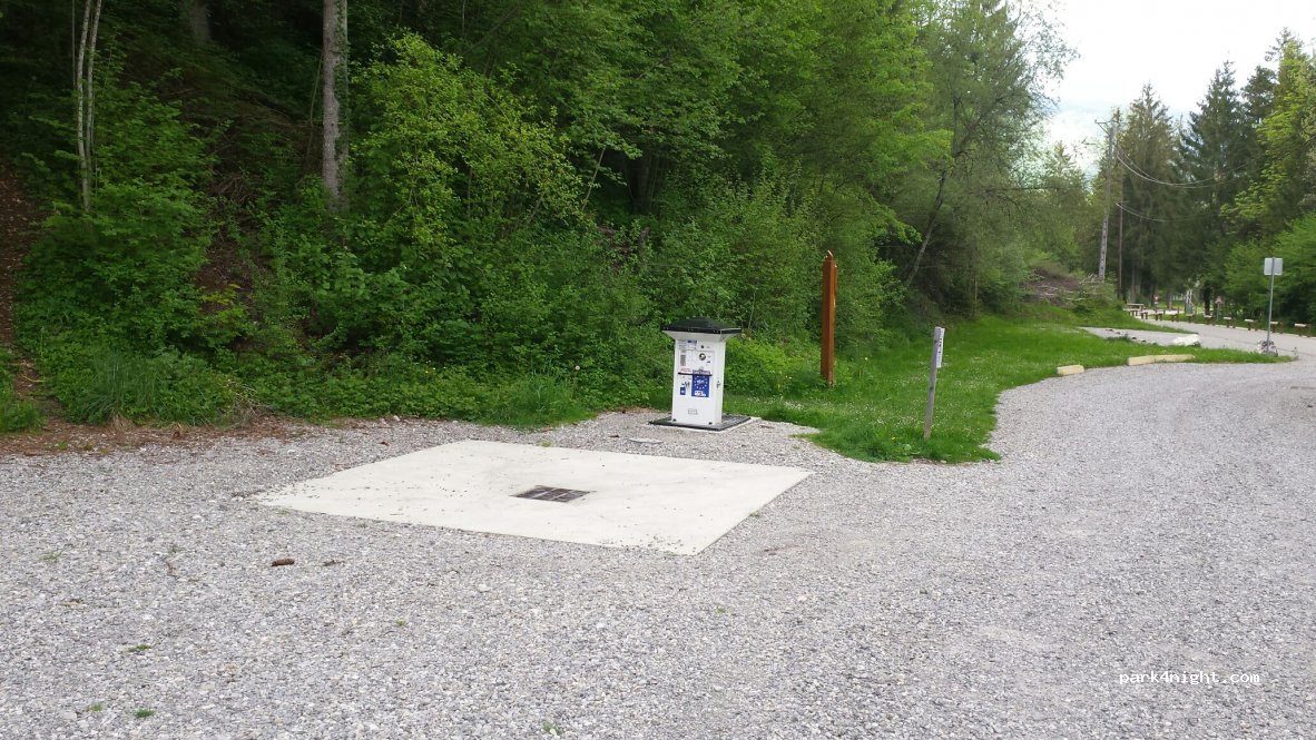 Aire de camping-car Les Iles du Chéran — foto 2