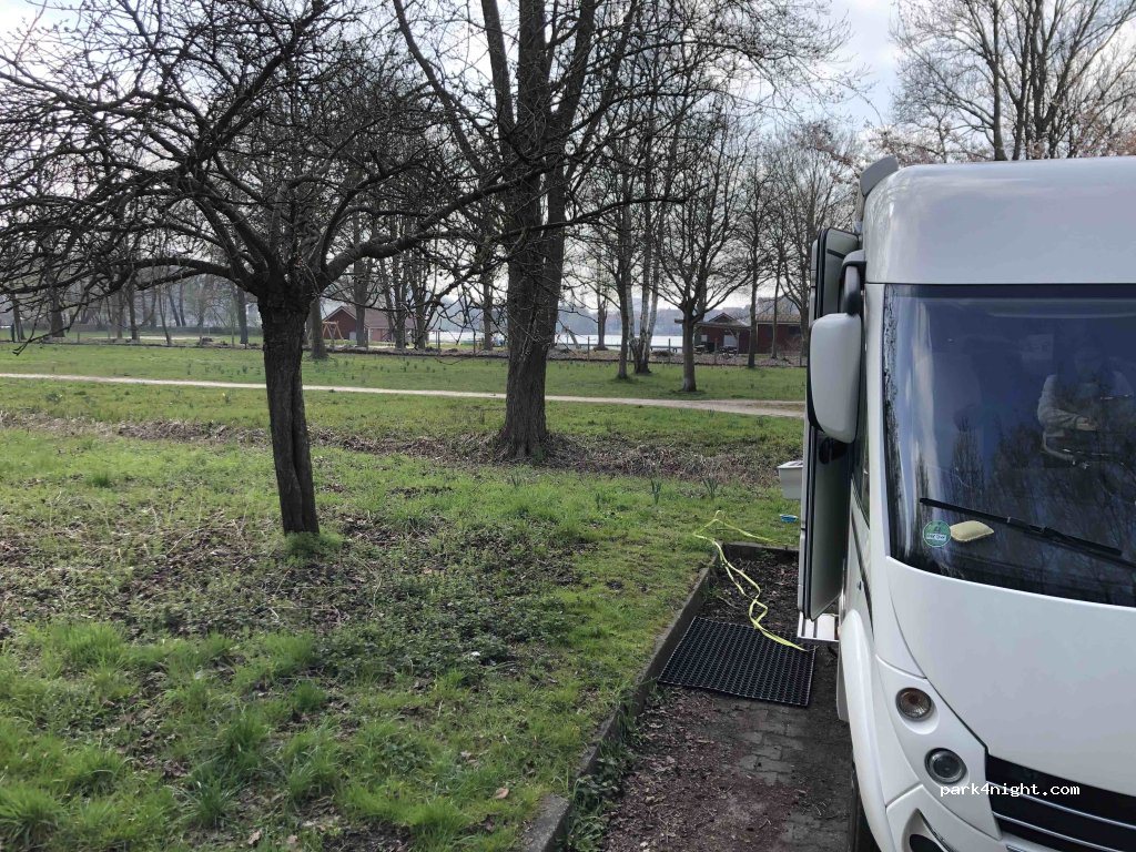 (23879) Mölln - Am Schulsee — foto