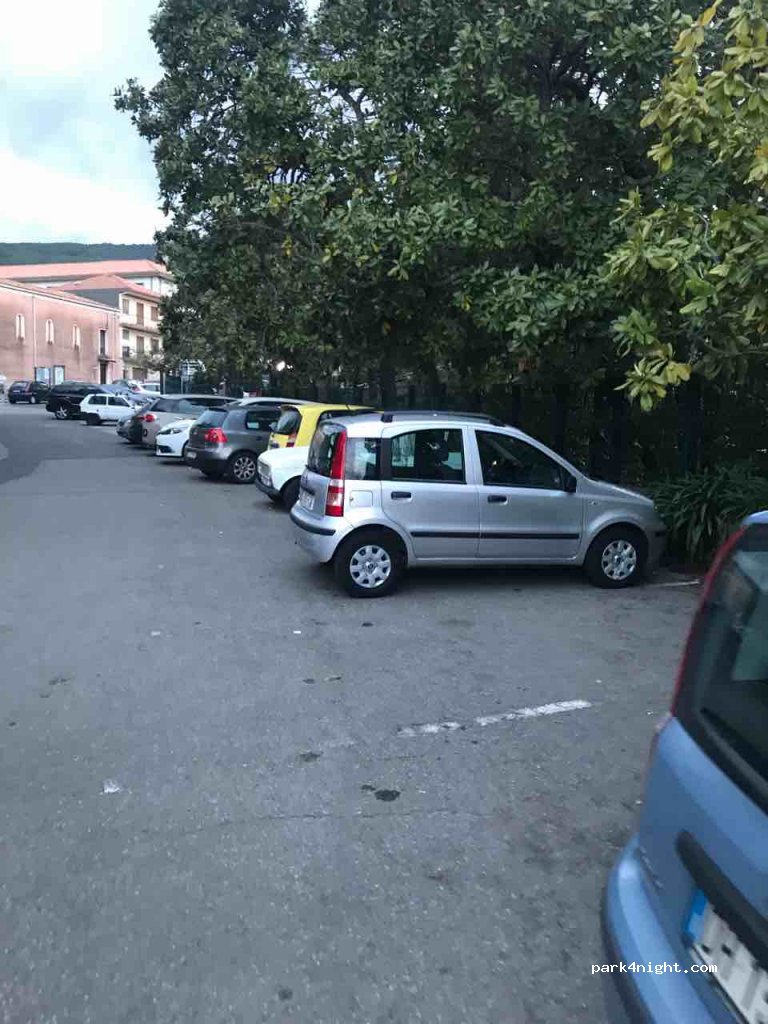 (95019) Zafferana Etnea - 3 Via della Montagna — foto