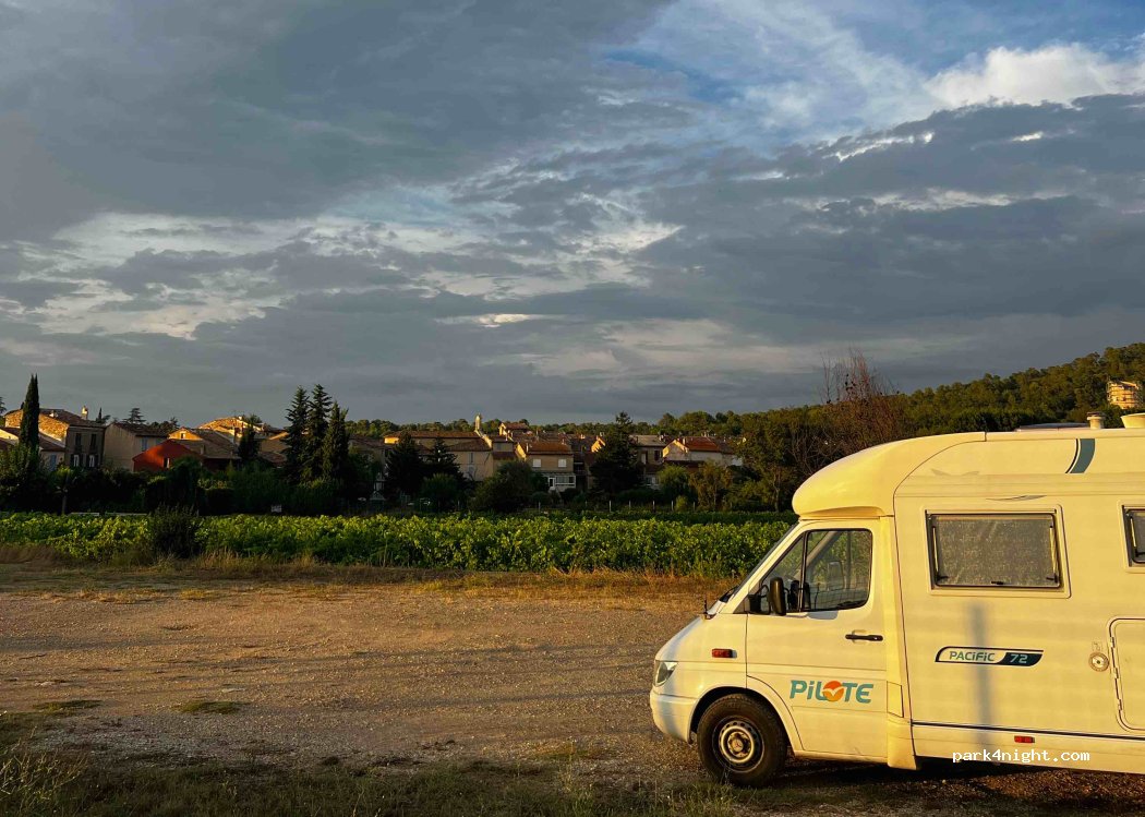 (83119) Brue-Auriac - 27 Avenue de Saint Maximin — foto 3