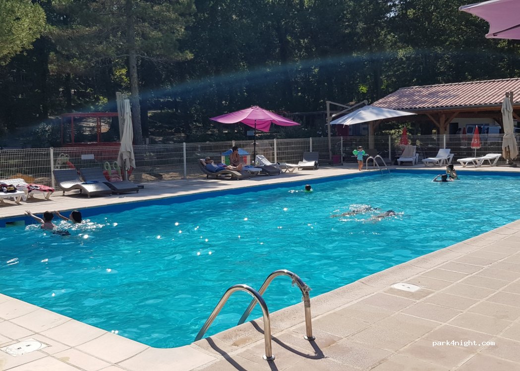 camping de graniers — foto