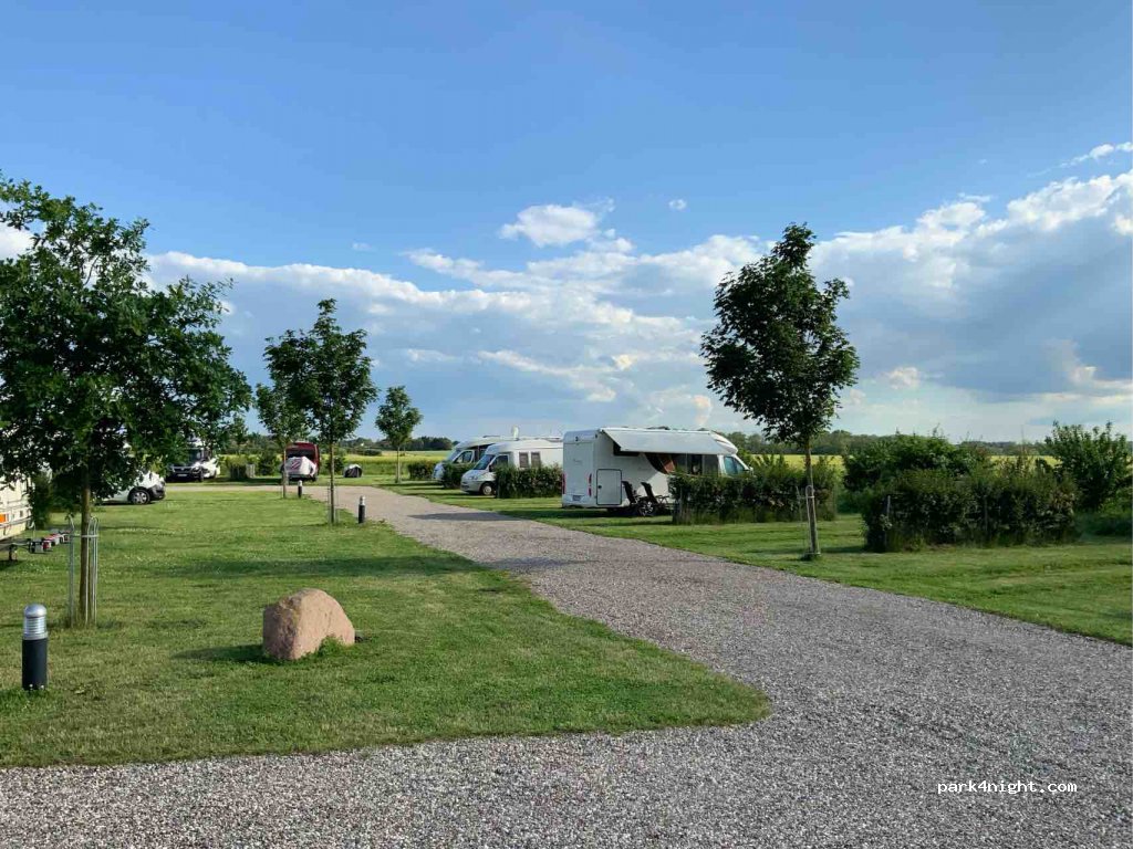 Wohnmobilhafen Sütel — foto