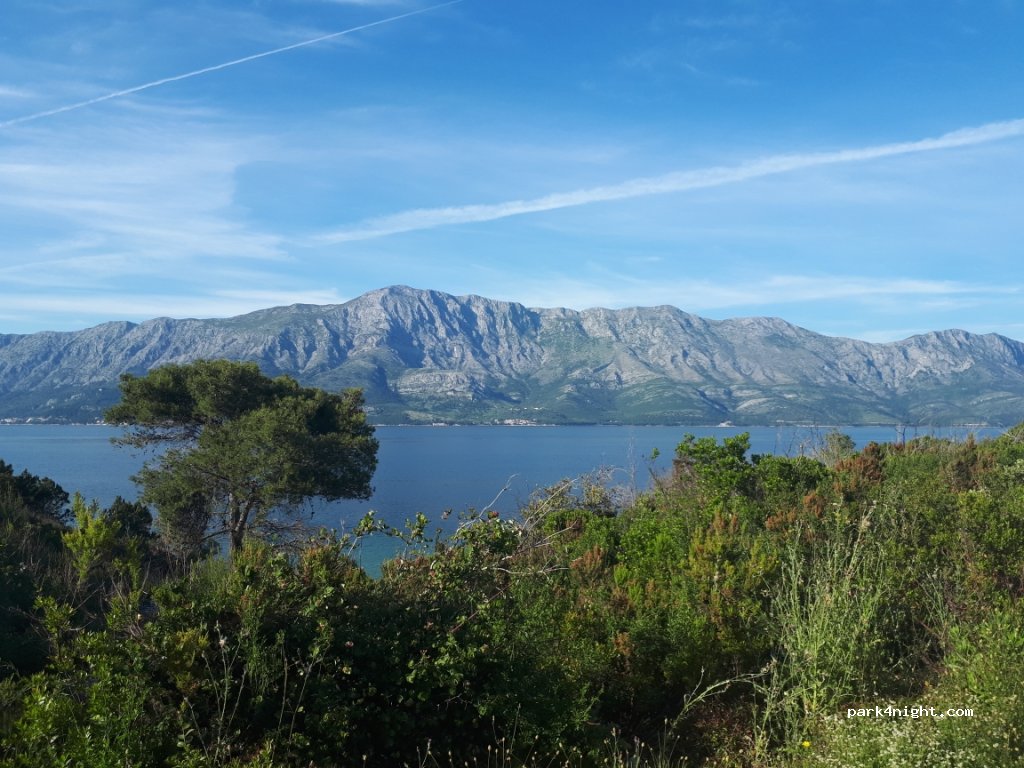 (21469) Sućuraj - D116 — foto