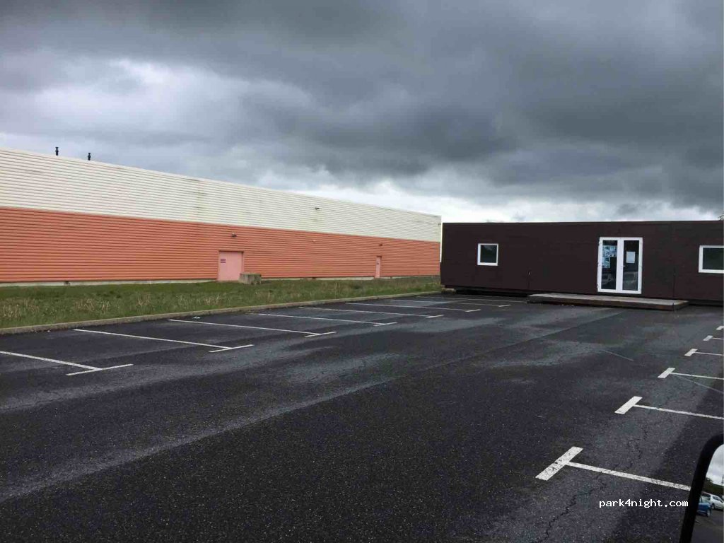 (12160) Baraqueville - Avenue de Rodez — foto 2