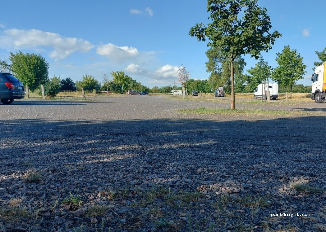 (04509) Zwochau - Hallesche Straße — foto 3