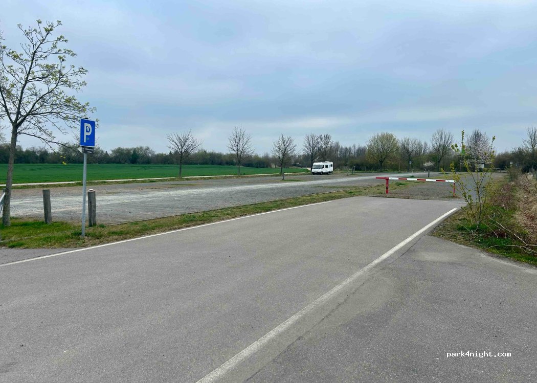 (04509) Zwochau - Hallesche Straße — foto 5