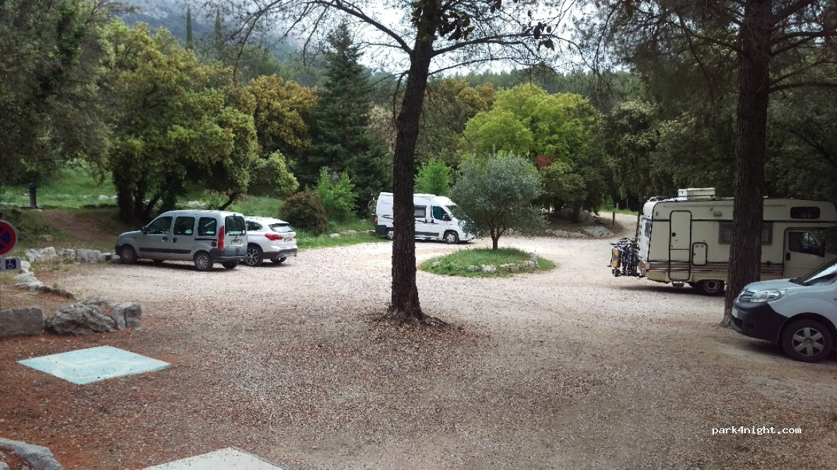 (13126) Vauvenargues - D10 — foto