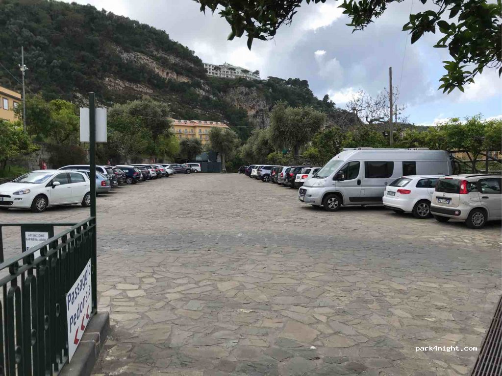 (80067) Sorrento - 25 Via degli Aranci — foto