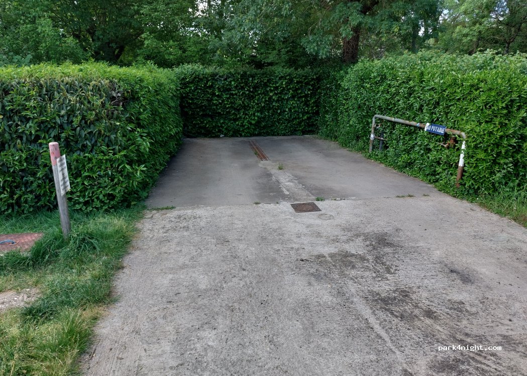 (37190) Azay-le-Rideau - 1 Rue du Stade — foto 4