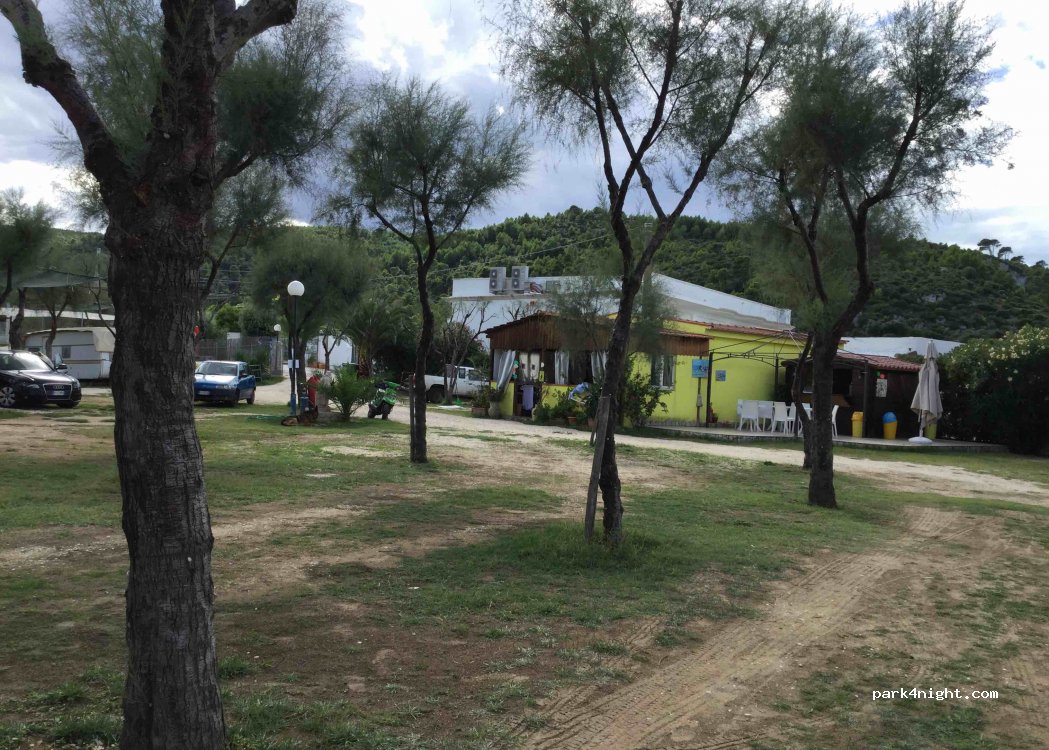 Sosta Camper Marina Piccola — foto 2