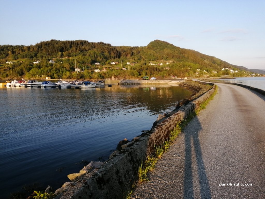 (5993) Horsoy - Unnamed Road — foto 2