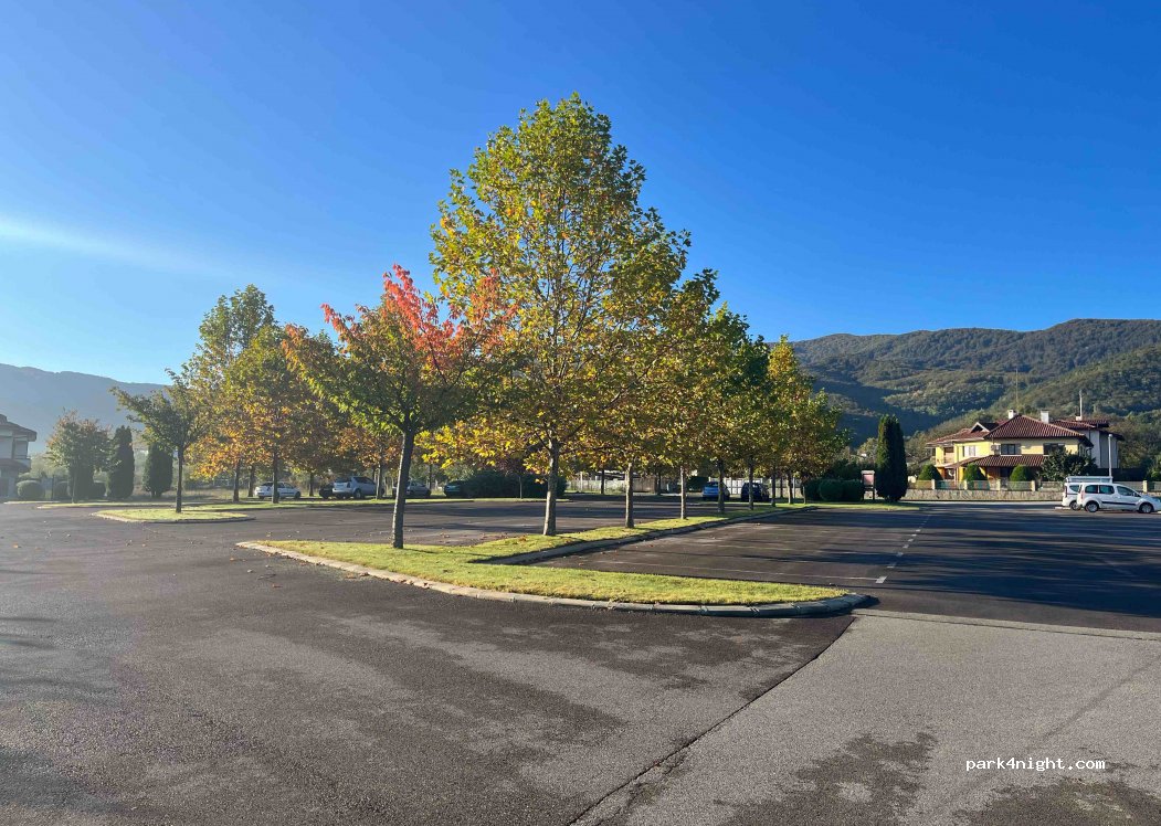 (2161) Pravets - Unnamed Road — foto 4
