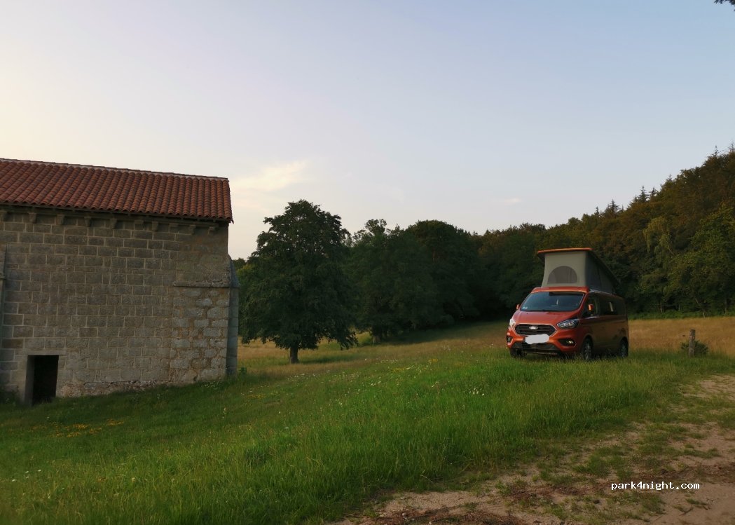 (23500) Saint Frion - D10, chapelle Fontfeyne — foto 2