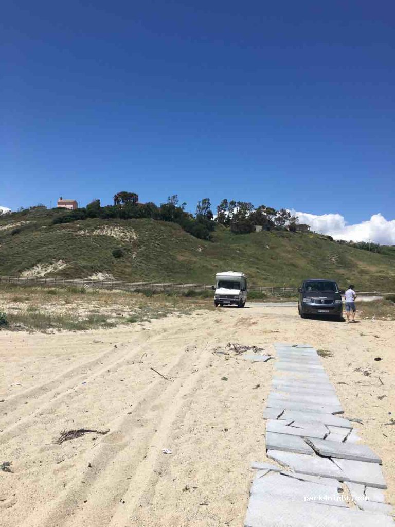(88842) San Leonardo di Cutro - Strada Statale 106 Jonica — foto 2