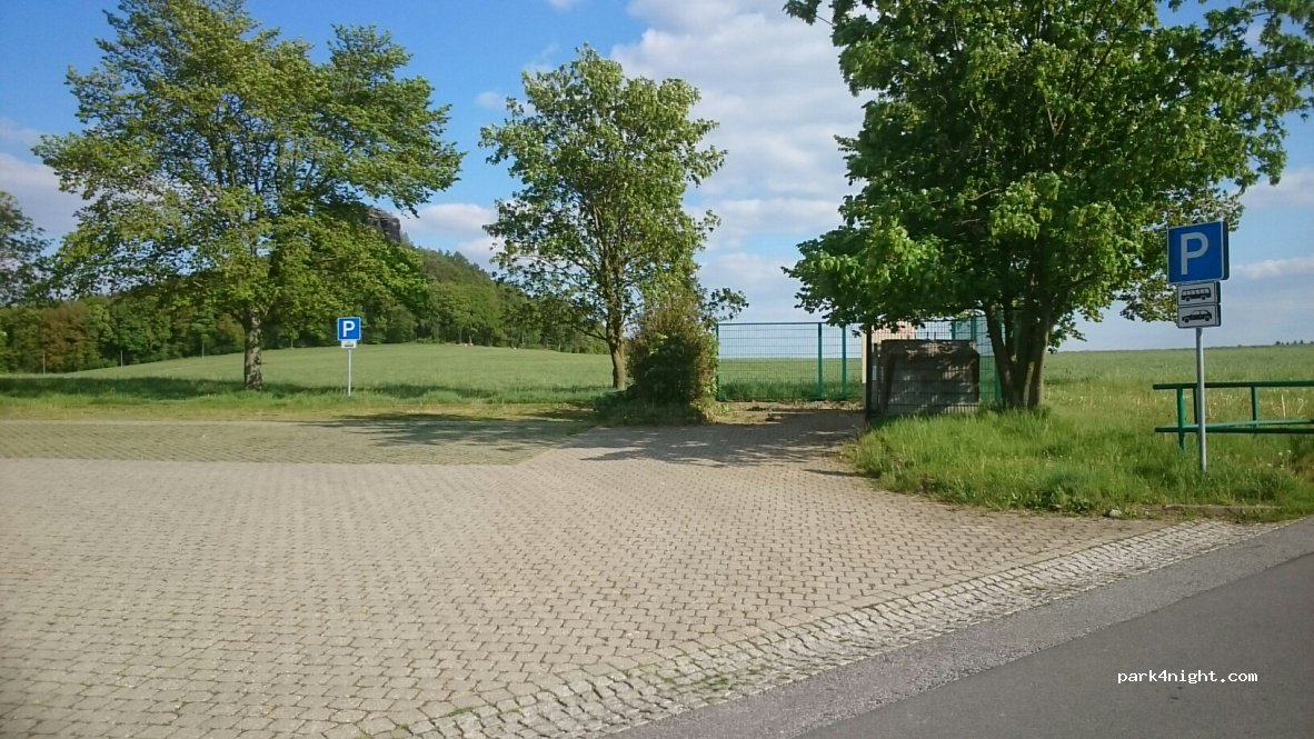 (01814) Reinhardtsdorf-Schöna - 116 Marktweg — foto