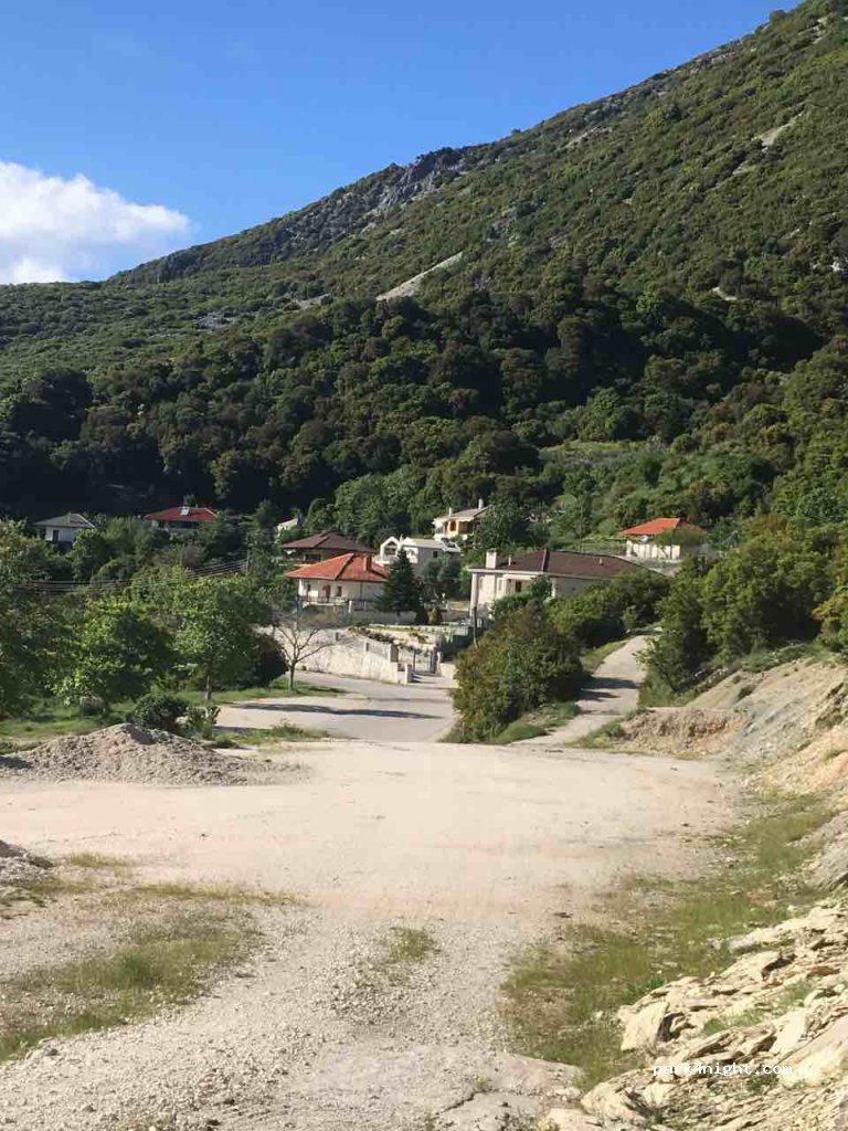 (463 00)  - Eparchiaki Odos Parapotamou-Delvinakiou — foto 2