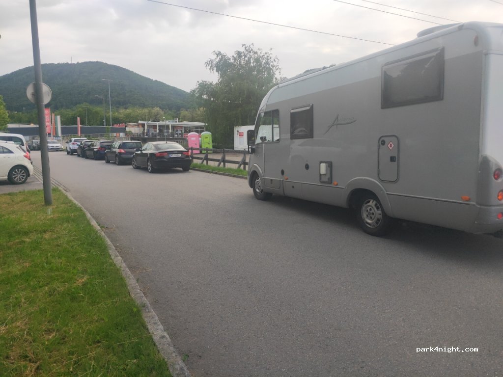 (8046) Graz - 176 Andritzer Reichsstraße — foto 2