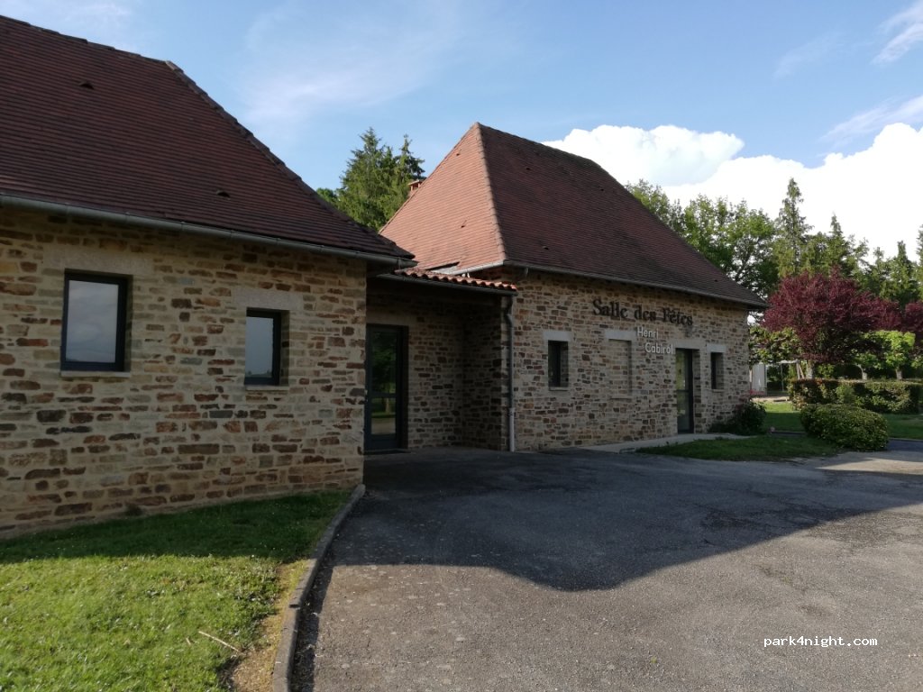 (87500) Le Chalard - 4 Rue Salle des Fêtes — foto