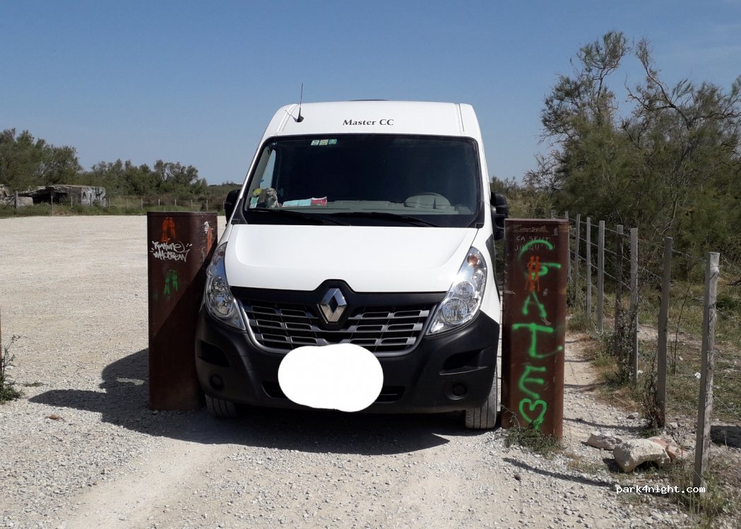 (13129) Arles - Unnamed Road — foto 2
