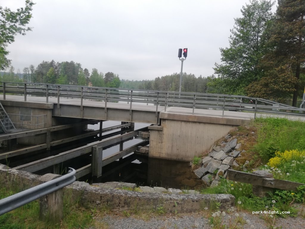 (464 40) Upperud - Upperudsvägen — foto 2