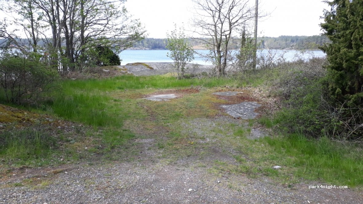 (590 95)  - Unnamed Road — foto 3