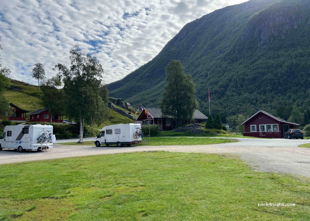 Røldal Hyttegrend Camping & Caravanning — foto