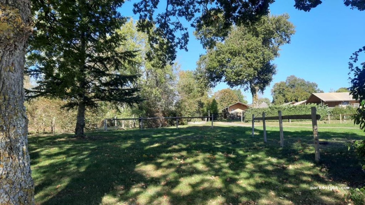 Camping - Glamping Sainte Suzanne — foto 2